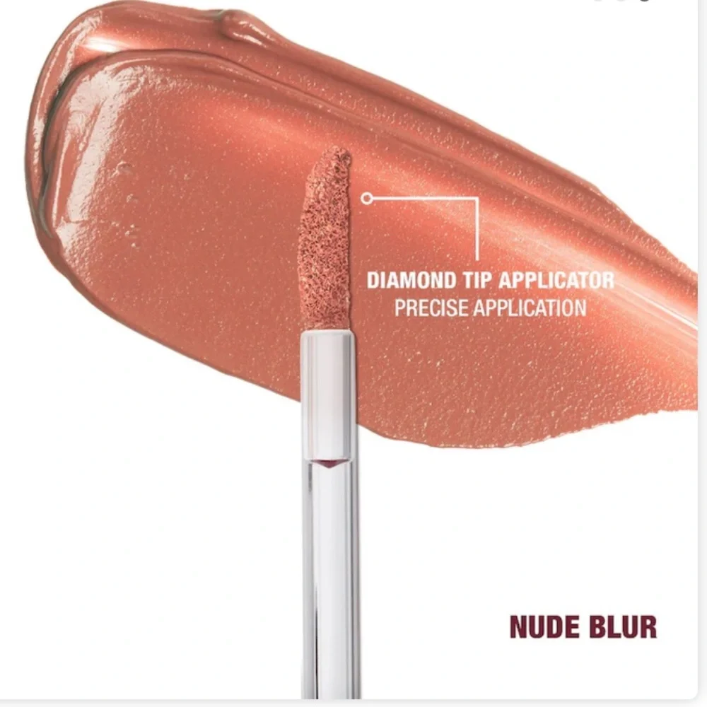 CHARLOTTE TILBURY Airbrush Flawless Matte Lip Blur Liquid Lipstick